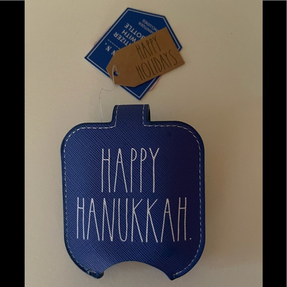 🆕 Rae Dunn Hand Sanitizer Travel Set HAPPY HANUKKAH. No hand sanitizer included - Picture 1 of 2